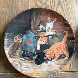 Decorative Cat Plate with Kittens